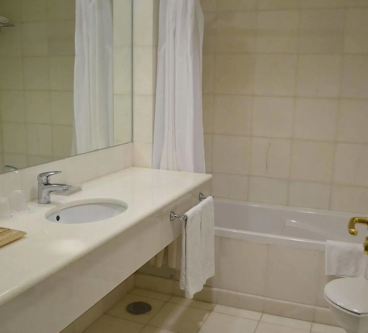 Olissippo Castelo Otel Lisboa 4*,  Portekiz
