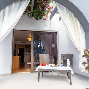 R2 Romantic Fantasia & Dreams - Adults Only 4*, Tarajalejo España